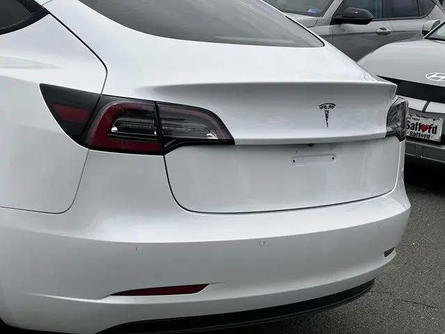 2021 Tesla Model 3 Standard Range Plus Rear-Wheel Drive