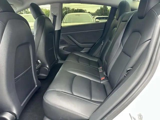 2021 Tesla Model 3 Standard Range Plus Rear-Wheel Drive