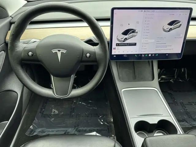 2021 Tesla Model 3 Standard Range Plus Rear-Wheel Drive