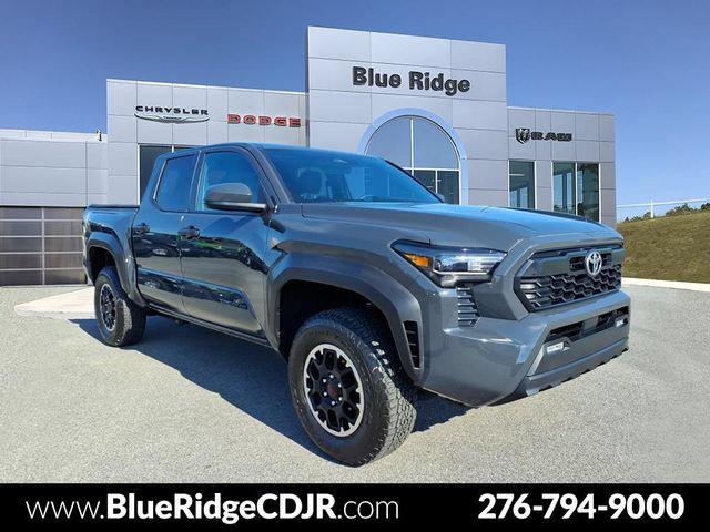 2025 Toyota Tacoma SR 2025 Toyota Tacoma SR