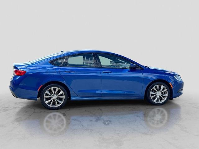 2016 Chrysler 200 S