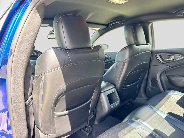 2016 Chrysler 200 S
