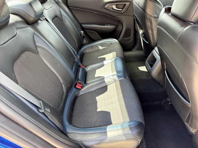 2016 Chrysler 200 S