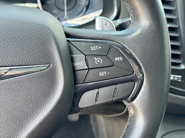 2016 Chrysler 200 S