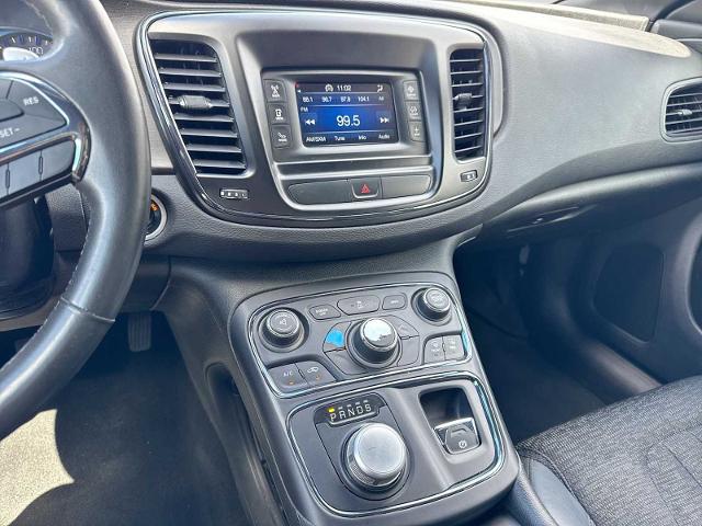 2016 Chrysler 200 S