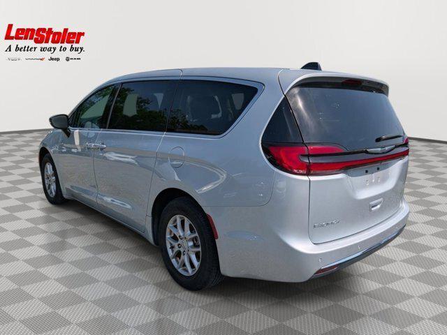 2024 Chrysler Pacifica Touring L 2024 Chrysler Pacifica Touring L