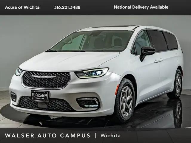 2024 Chrysler Pacifica Limited for sale in Wichita, KS