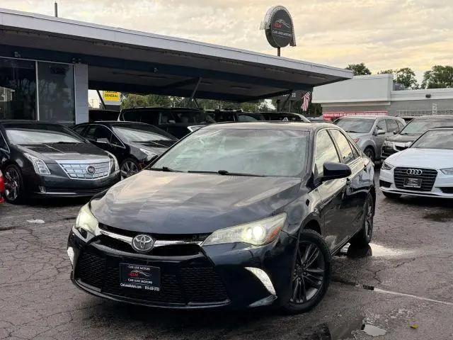 2017 Toyota Camry SE for sale in Joliet, IL