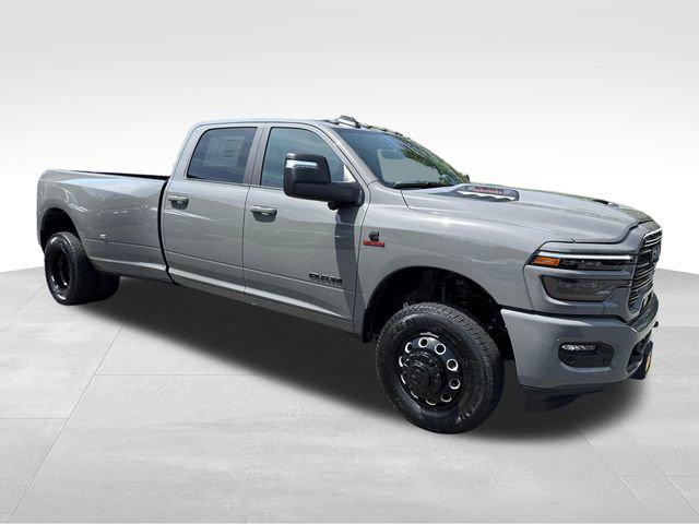 2026 RAM Ram 3500 RAM 3500 LARAMIE CREW CAB 4X4 8 BOX