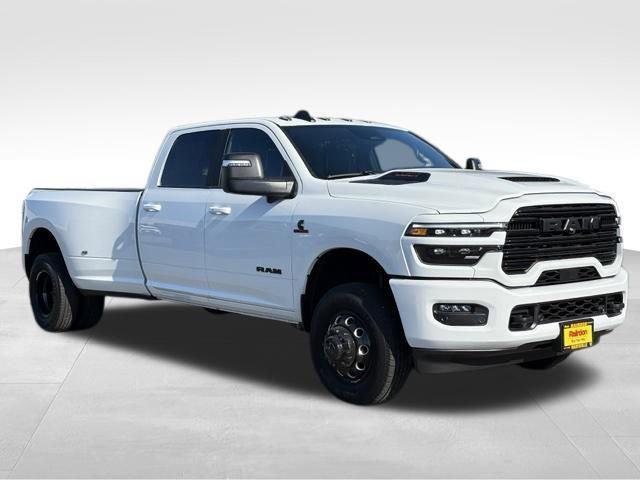 2026 RAM Ram 3500 RAM 3500 LARAMIE CREW CAB 4X4 8 BOX