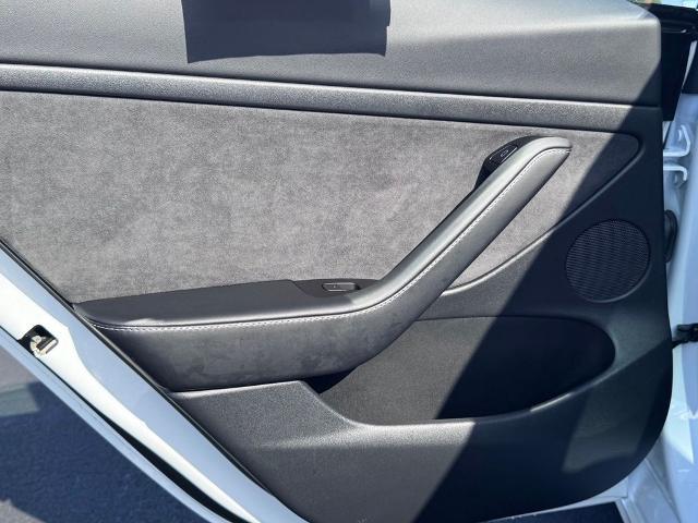 2021 Tesla Model 3 Standard Range Plus Rear-Wheel Drive