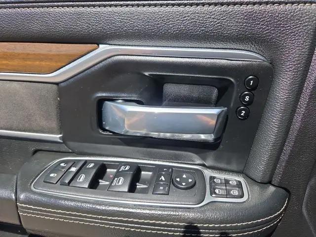 2024 Ram 2500 Laramie Crew Cab 4x4 64 Box