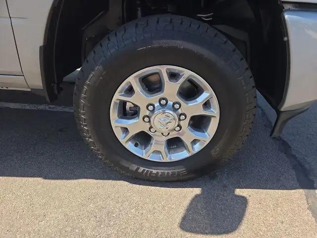 2024 Ram 2500 Laramie Crew Cab 4x4 64 Box