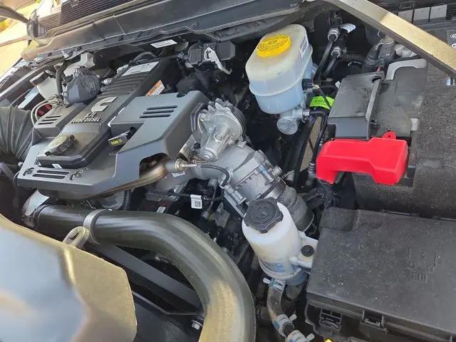 2024 Ram 2500 Laramie Crew Cab 4x4 64 Box