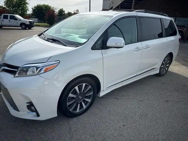 2019 Toyota Sienna Limited Premium 7 Passenger for sale in Killeen, TX
