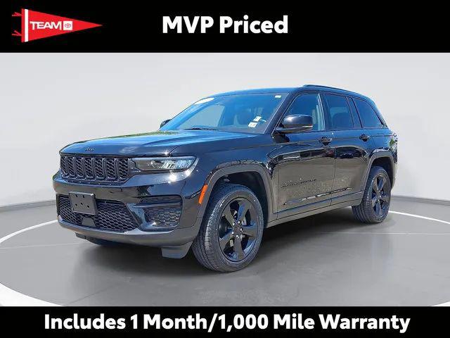 2022 Jeep Grand Cherokee Altitude 4x4 for sale in Lawrenceville, NJ