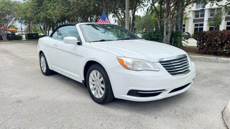 2011 Chrysler 200 Touring
