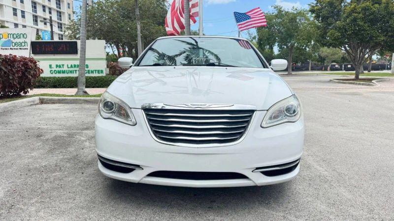 2011 Chrysler 200 Touring