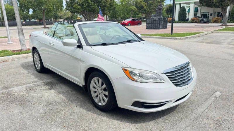 2011 Chrysler 200 Touring