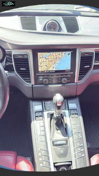 2016 Porsche Macan Turbo