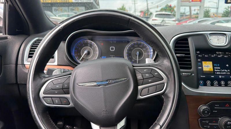 2017 Chrysler 300 C Platinum