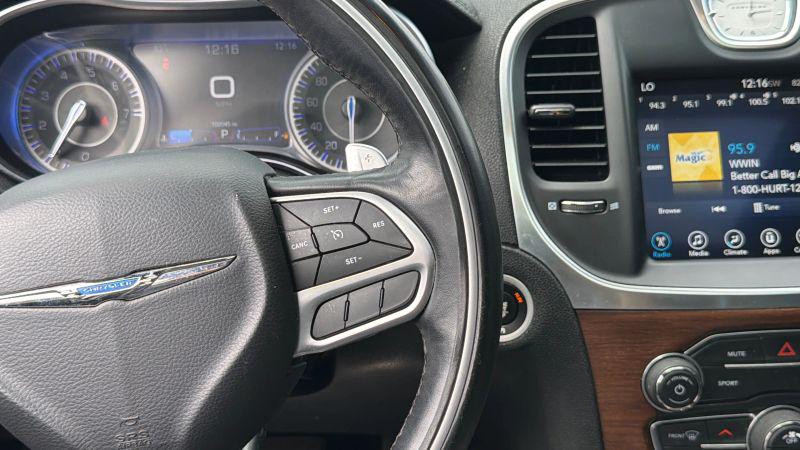 2017 Chrysler 300 C Platinum