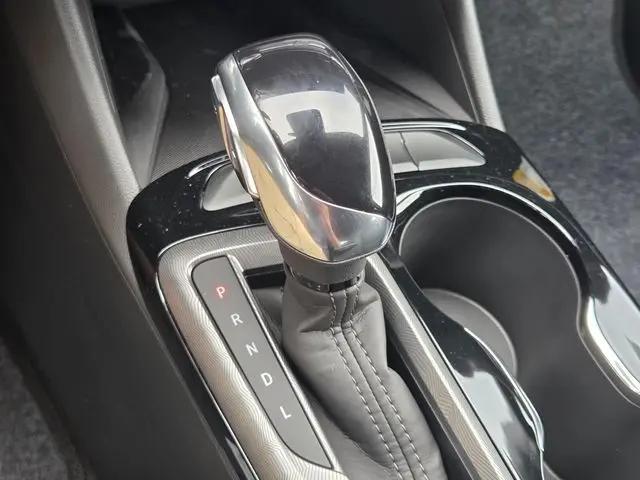 2026 Buick NV Sport Touring FWD