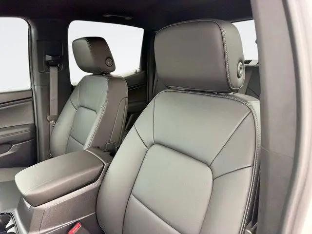 2026 Chevrolet Colorado LT, 4WD