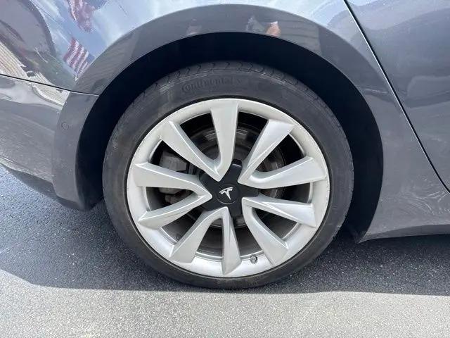 2018 Tesla Model 3 Mid Range