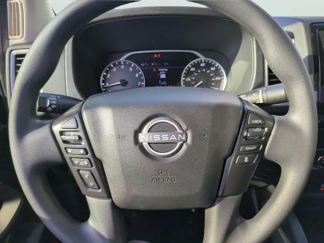 2024 Nissan Frontier Crew Cab SV 4x2