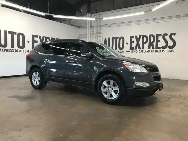 2010 Chevrolet Traverse LT for sale in Dallas, TX