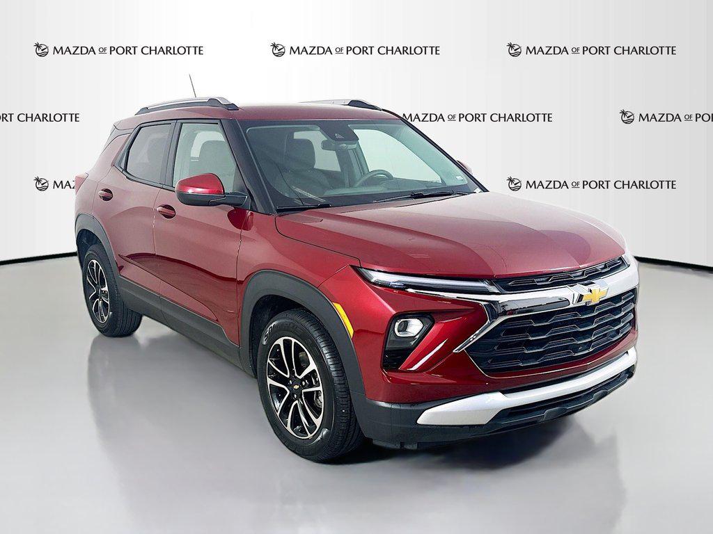 Red (Crimson Metallic) 2025 Chevrolet Trailblazer SUV / Crossover Front-Wheel Drive Automatic