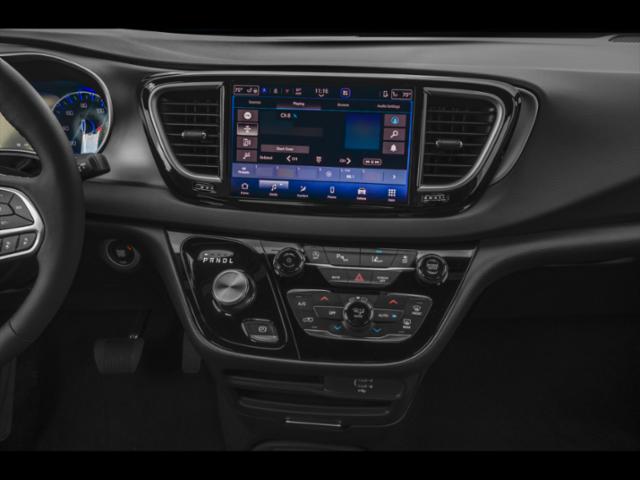 2027 Chrysler Pacifica LX