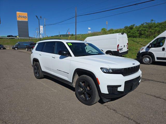 2023 Jeep Grand Cherokee L Altitude 4x4 2023 Jeep Grand Cherokee L Altitude 4x4