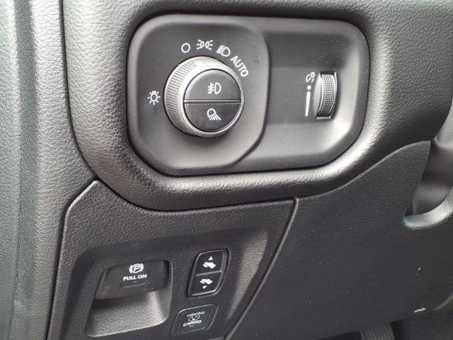 2026 Ram 1500 Big Horn Quad Cab 4x4 64 Box