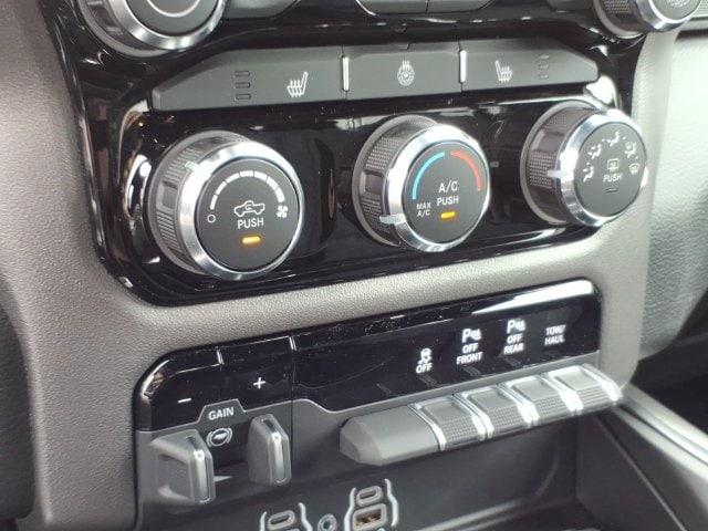 2026 Ram 1500 Big Horn Quad Cab 4x4 64 Box