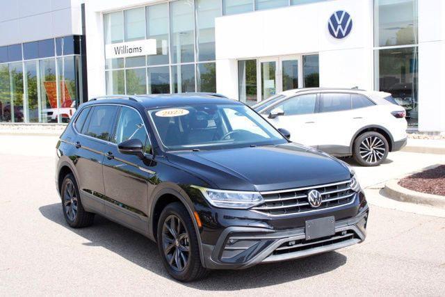 2023 Volkswagen Tiguan 2.0T SE for sale in LANSING, MI