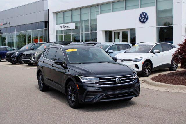 2023 Volkswagen Tiguan 2.0T SE for sale in LANSING, MI