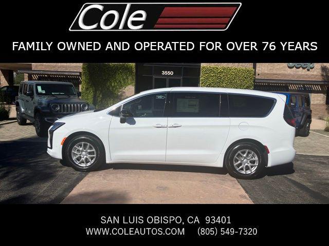 2027 Chrysler Pacifica Select for sale in San Luis Obispo, CA