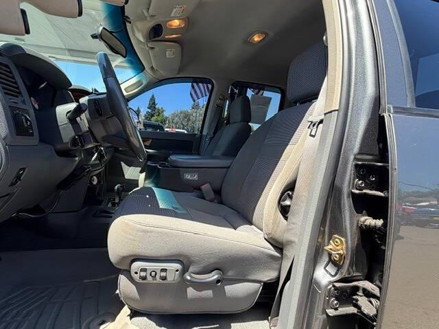 2006 Dodge Ram 2500 SLT/Sport