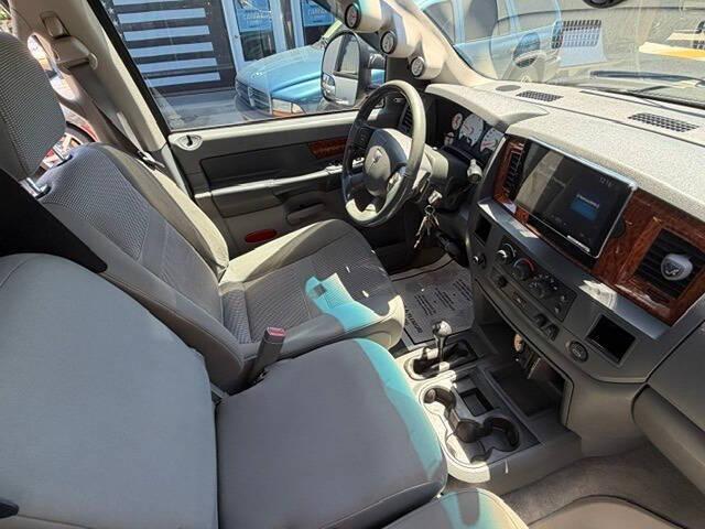 2006 Dodge Ram 2500 SLT/Sport