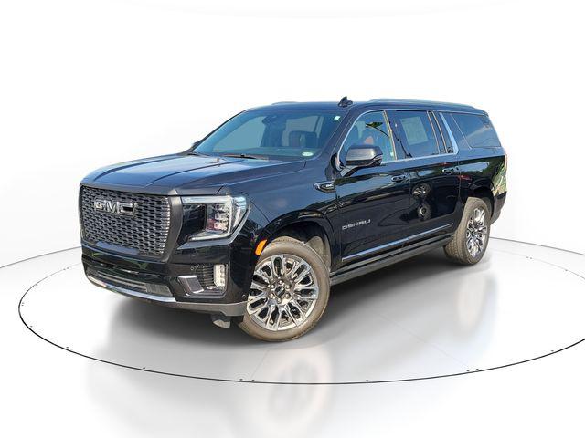 2023 GMC Yukon XL 4WD Denali Ultimate for sale in Holly, MI