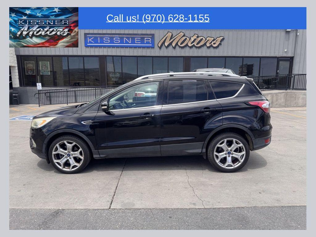 2017 Ford Escape Titanium's photo