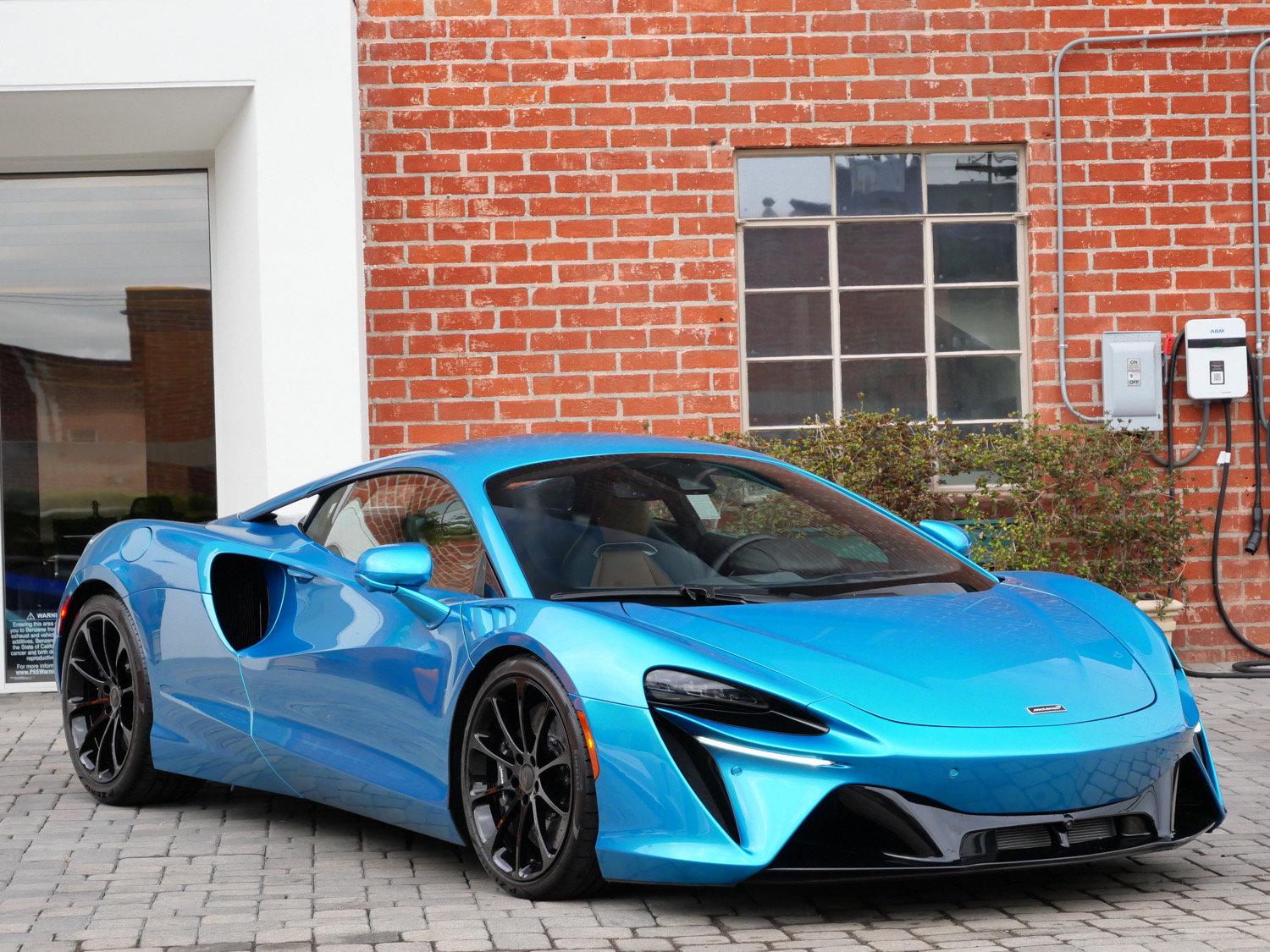 2026 McLaren Artura