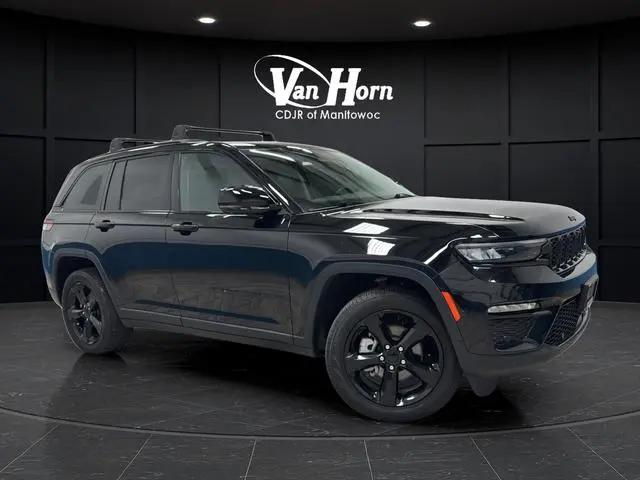 2023 Jeep Grand Cherokee Limited 4x4 for sale in Manitowoc, WI