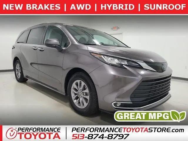 2022 Toyota Sienna XLE for sale near Fairfield, OH