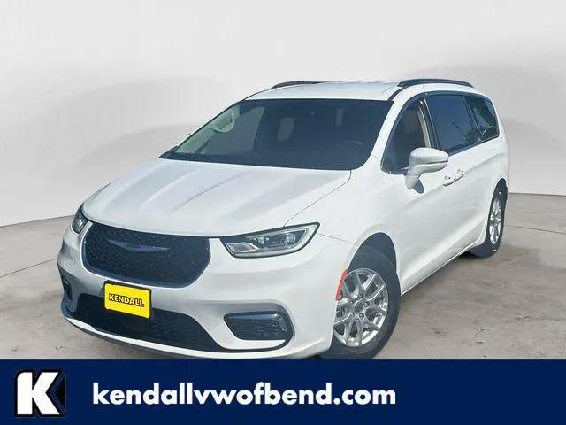 2022 Chrysler Pacifica Touring L for sale in Bend, OR
