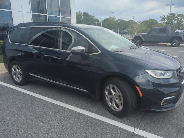 2022 Chrysler Pacifica Limited for sale in Easton, MD