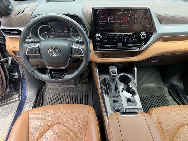 2022 Toyota Highlander Platinum 2022 Toyota Highlander Platinum