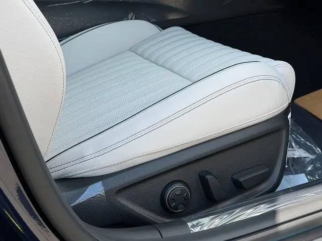 2026 Genesis G70 3.3T AWD Sport Prestige